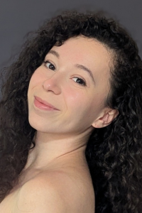 Jazmine Quezada Headshot